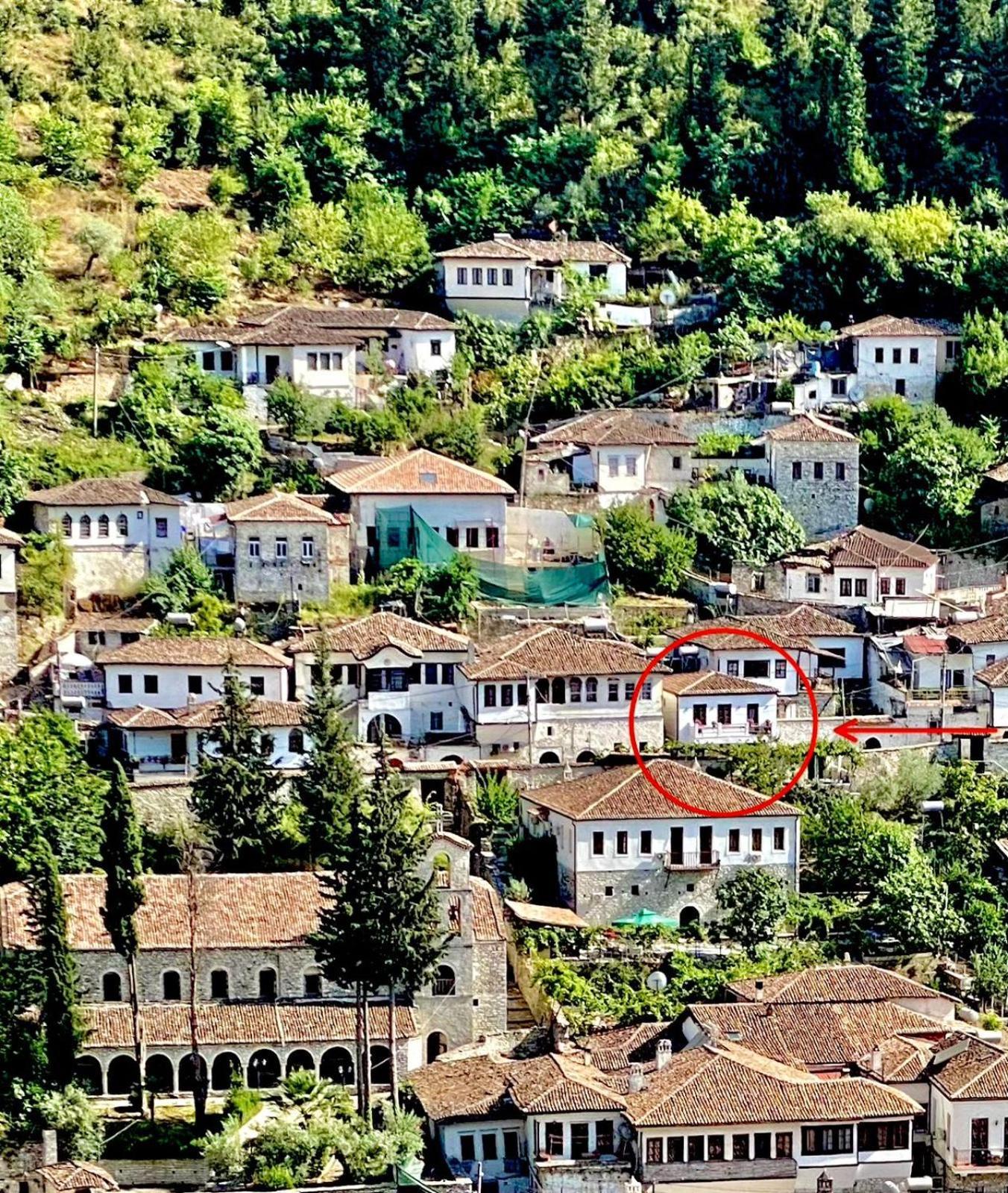 Oda E Skulptorit-Unesco Quarter Berat Eksteriør bilde