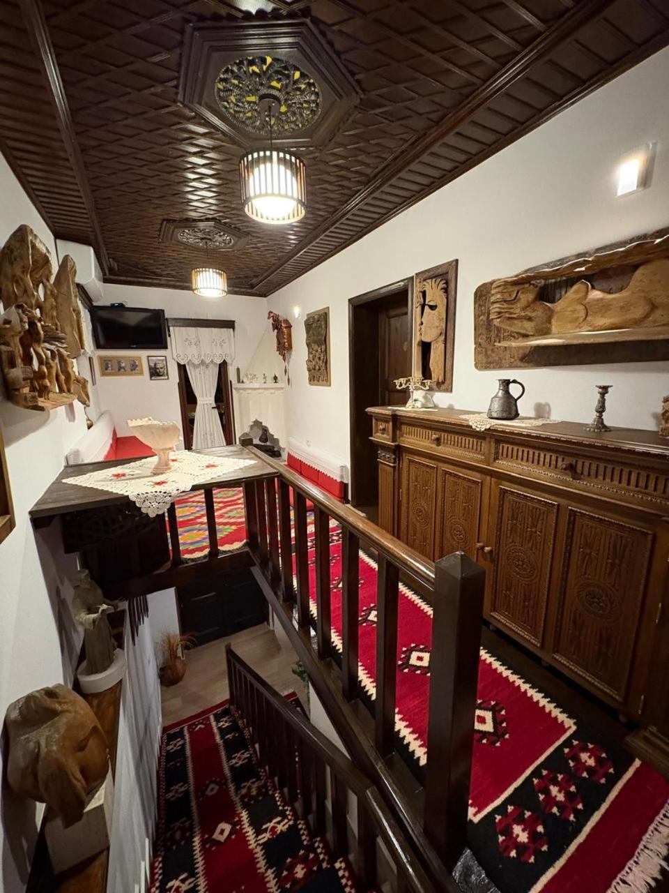 Oda E Skulptorit-Unesco Quarter Berat Eksteriør bilde