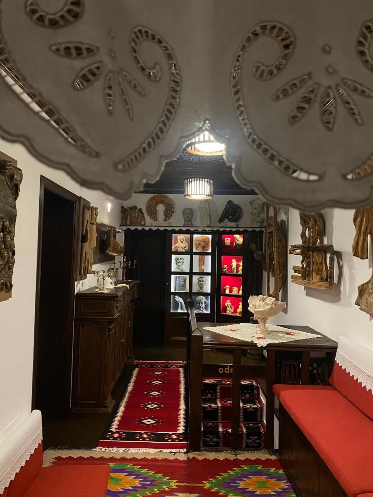 Oda E Skulptorit-Unesco Quarter Berat Eksteriør bilde